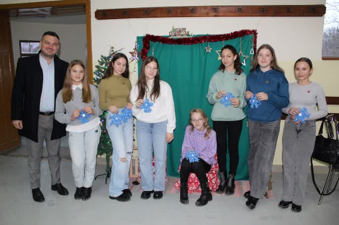 Atelier de jocuri pentru tineri în timpul adventului 2024 - foto 2