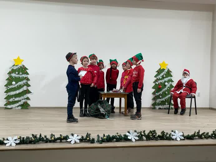 Spectacolul de Crăciun al elevilor 2024